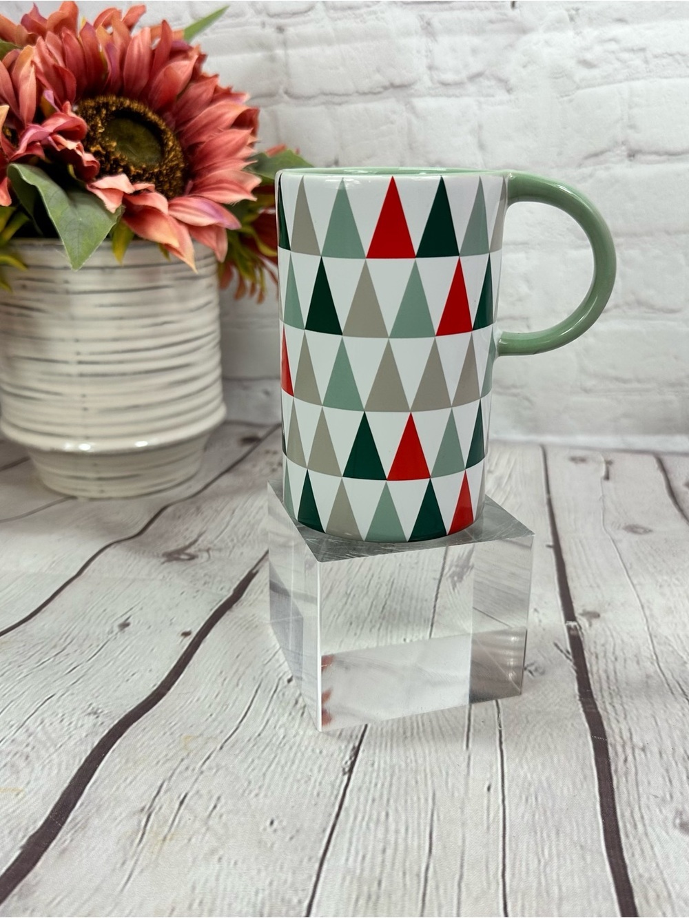 Starbucks 2017 holiday Geometric triangle christmas tree ceramic Mug 12oz modern